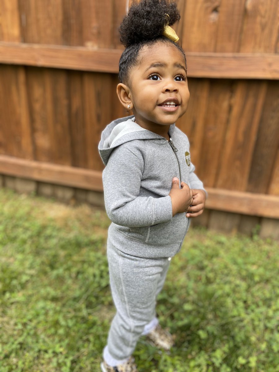 Fats_ts's tweet photo. 💛🌦🌟
Toddler Sweatsuits Available Now❕
#Topstunnas https://t.co/7ESq0OjvvK