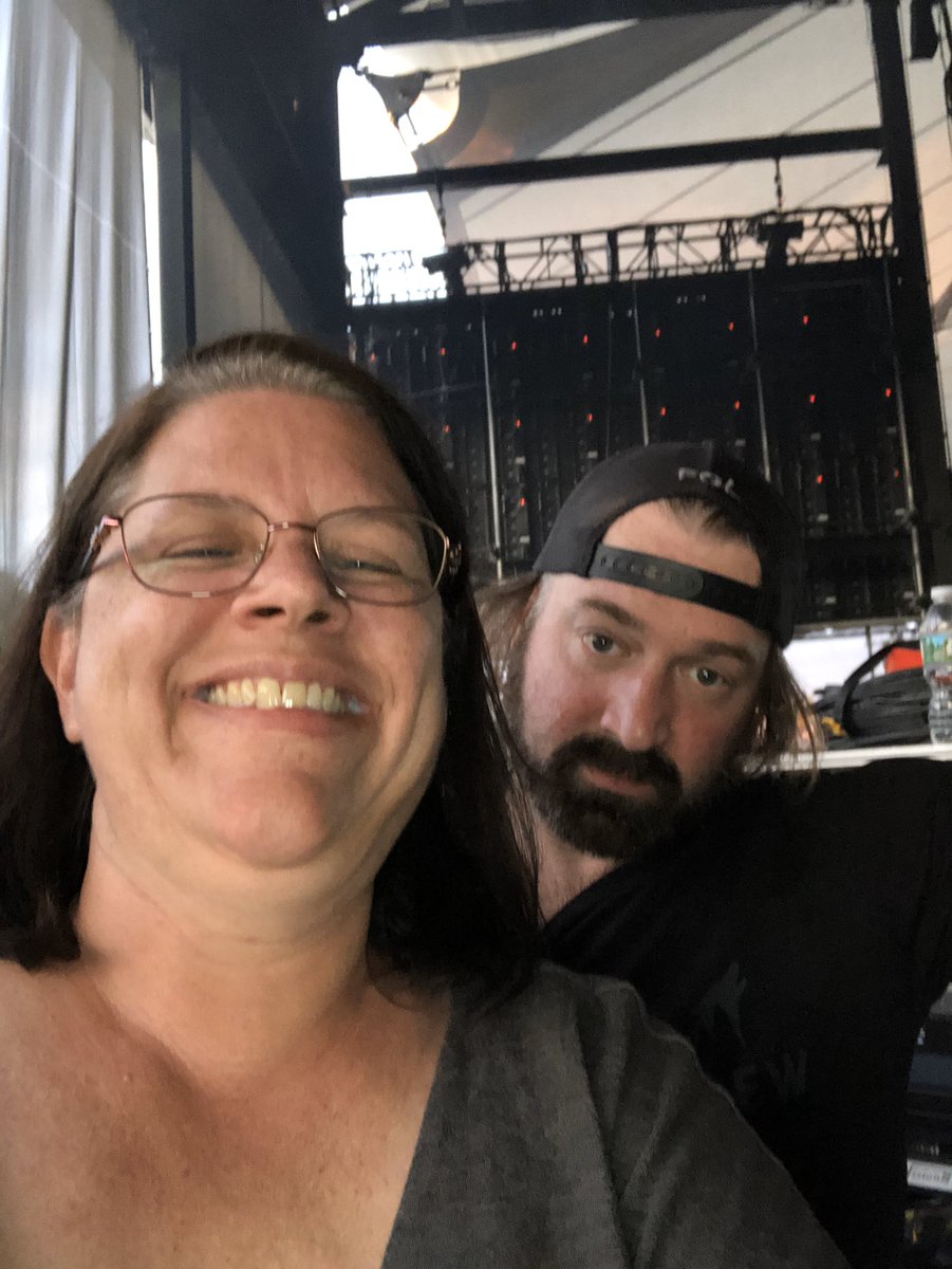 RFLover's tweet photo. Evan Smith I really miss seeing you on tour! Can’t wait until touring starts and I can see you with all the new artists you are representing at @Galaxy23C 

@TheCamOBrian 
@ACTHOMASMUSIC 
@WilliamRideau https://t.co/Ru9h09XFBX