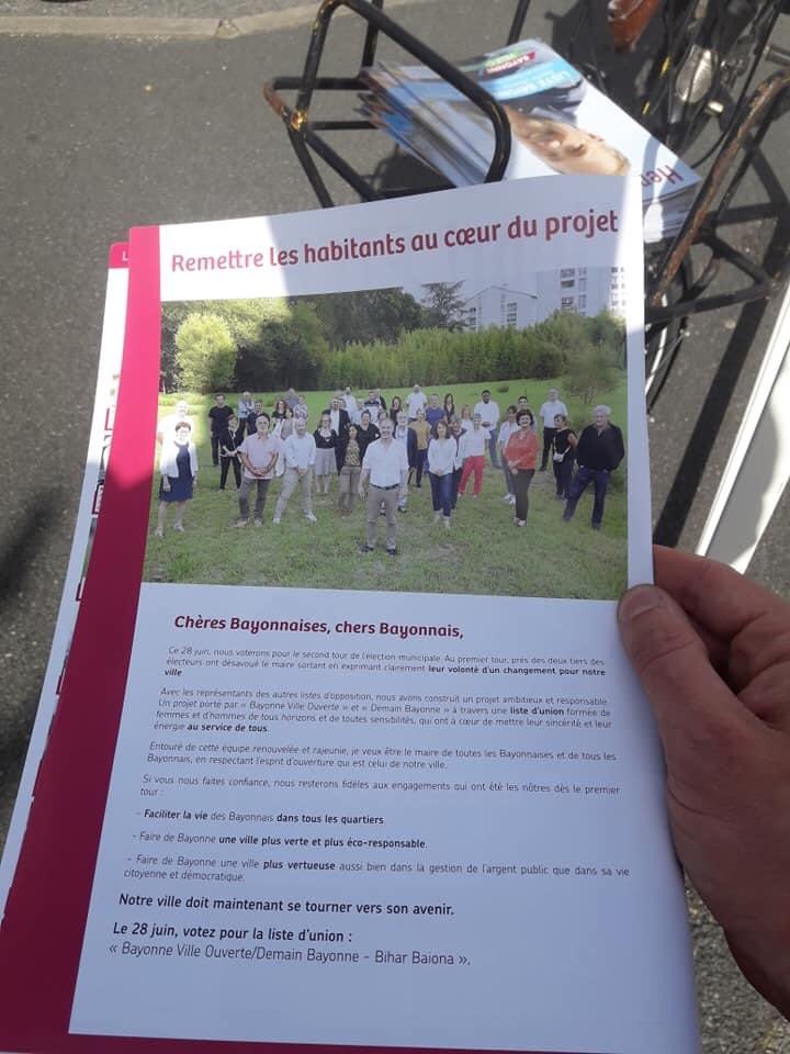 La campagne bat son plein ... dernière ligne droite. Marché Place des Gascons ce matin. Distribution de notre programme à Cam de Prats ce soir. <a href="/BayonneVille/">Bayonne Ville Ouverte</a> @BiharBaiona 
Le 28 juin, votons <a href="/HenriEtcheto/">Henri Etcheto</a> !