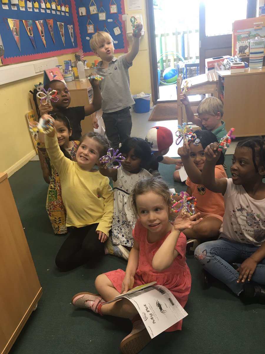 YMS_Reception's tweet image. Fun to be back #hungrycaterpillar #eyfs @psbacc @SHMums @GoodSchoolsUK 
Busy learning and being together