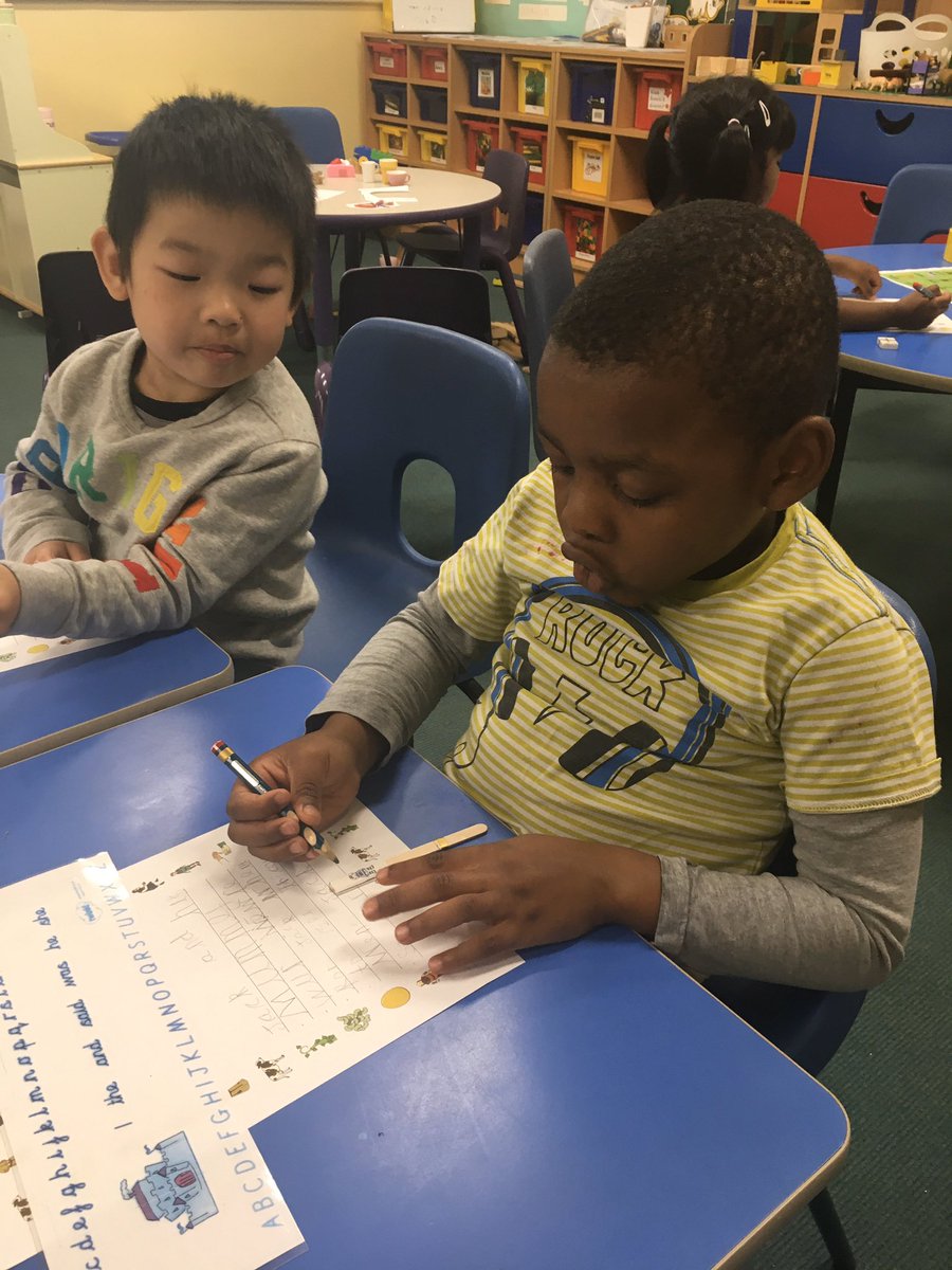 YMS_Reception's tweet image. Fun to be back #hungrycaterpillar #eyfs @psbacc @SHMums @GoodSchoolsUK 
Busy learning and being together