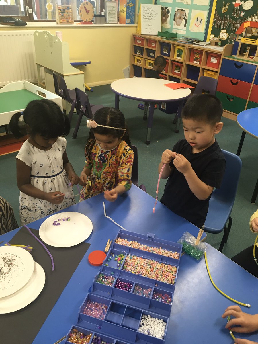 YMS_Reception's tweet image. Fun to be back #hungrycaterpillar #eyfs @psbacc @SHMums @GoodSchoolsUK 
Busy learning and being together
