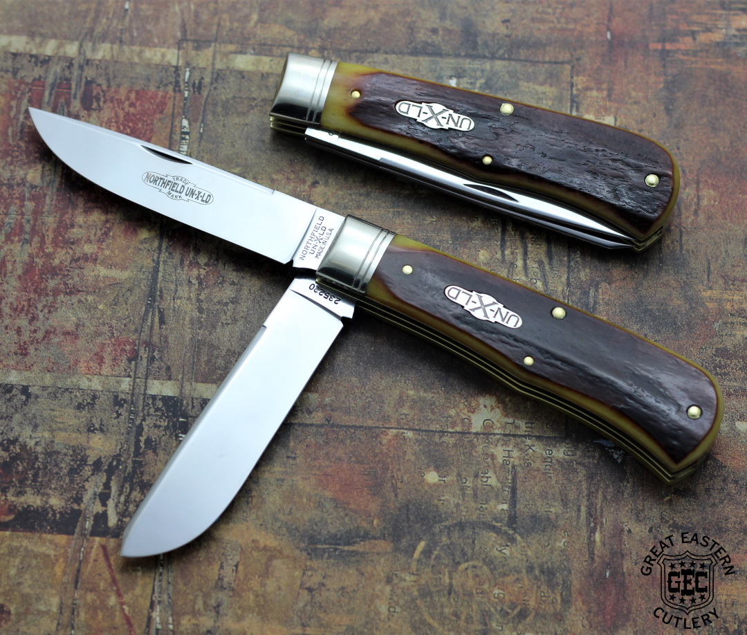 #23 Pioneer Trapper in Antique Autumn Natural Bone

Shipping to Distributors this Week

#knife #knives #pocketknife #edc #gear #madeinusa #sharp