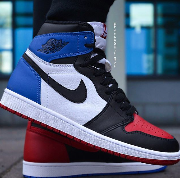 KickdOutDaily's tweet photo. RT if you want a pair of Top 3 1’s https://t.co/aHxx8Q6jVq