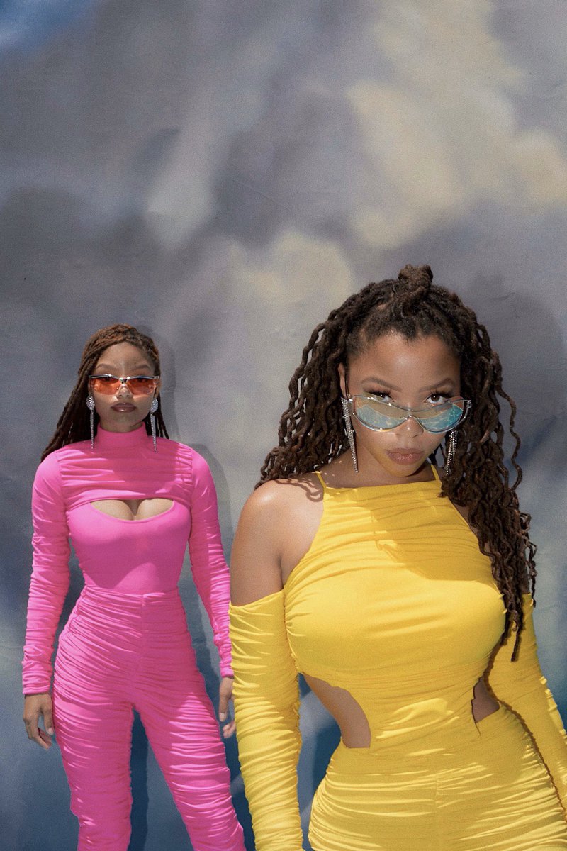 HauteHoopla_'s tweet photo. #DOIT with #ChloeXHalle for their latest album #UngodlyHour. 💕 https://t.co/WxBxoOTi95