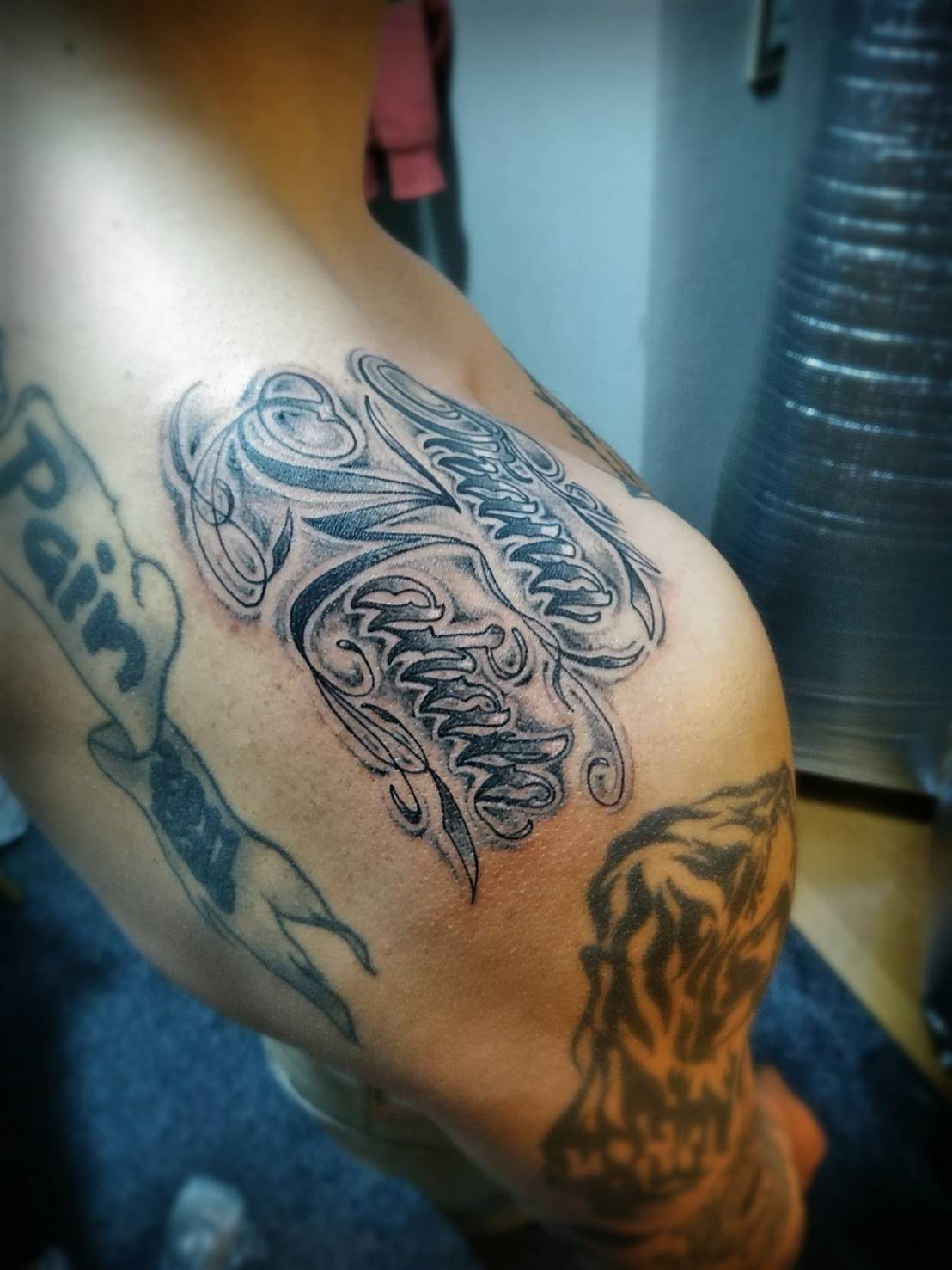 彫師 T E N ブラック グレー 埼玉 T Co Rkco6ezpwf W 刺青 タトゥー 肩 レタリング 文字 埼玉 さいたま市 T Co Pnbia1iquq Twitter 彫師 T E N ブラック グレー 埼玉 T Co Rkco6ezpwf W 刺青 タトゥー 肩 レタリング 文字 埼玉 さいたま市 T Co Pnbia1iquq Twitter