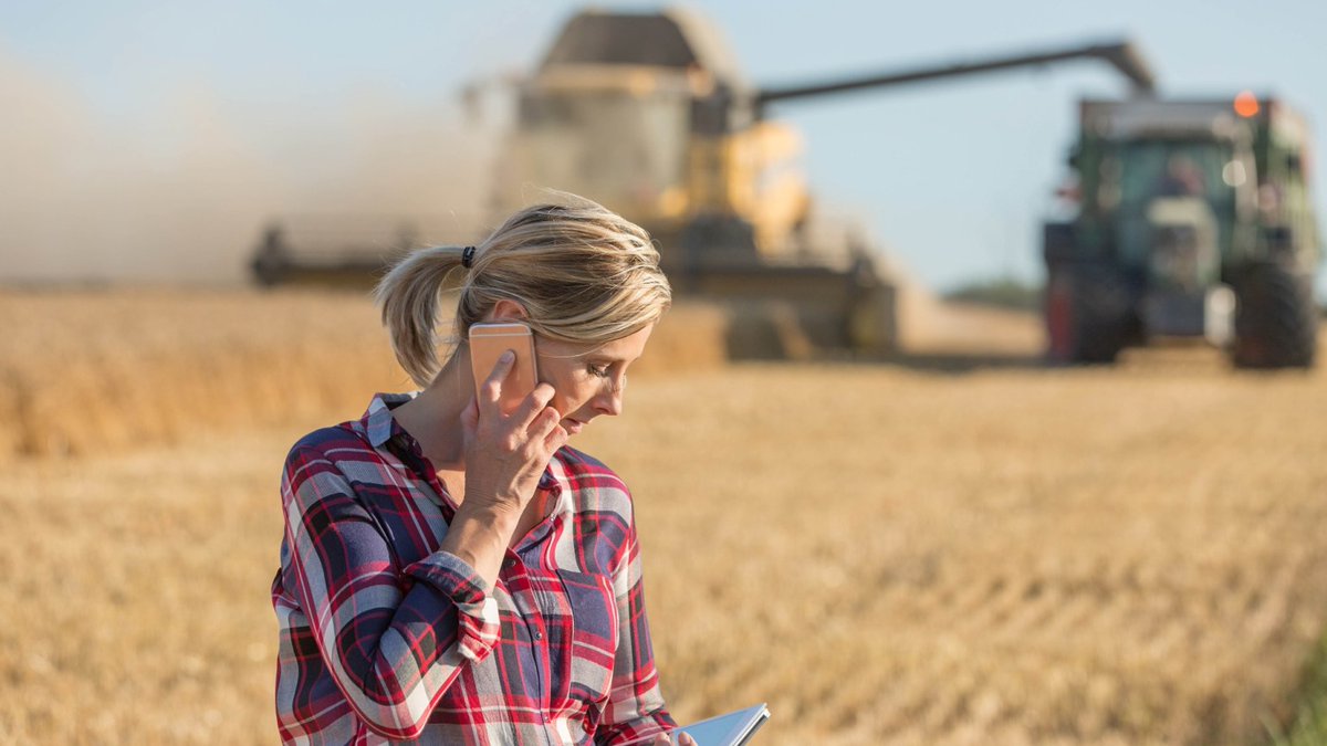 BASF Agro España (@basf_agroes) on Twitter photo #CAMPOSCOPIO ➡ La realidad actual del sector agrario es compleja, con altas dosis de #innovación y con una presencia contundente de las nuevas tecnologías 🚜🛰🌱💧
👉👉👉 agro.basf.es/es/Camposcopio…
<a href="/RosaGallardo15/">Rosa Gallardo</a> - <a href="/ETSIAMCordoba/">ETSIAM - Universidad de Córdoba</a> #CAMPOSCOPIO ➡ La realidad actual del sector agrario es compleja, con altas dosis de #innovación y con una presencia contundente de las nuevas tecnologías 🚜🛰🌱💧
👉👉👉 agro.basf.es/es/Camposcopio…
<a href="/RosaGallardo15/">Rosa Gallardo</a> - <a href="/ETSIAMCordoba/">ETSIAM - Universidad de Córdoba</a>