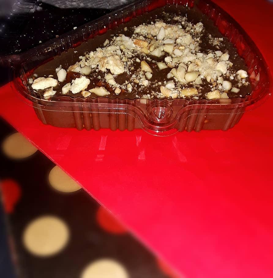 dawlingdaniela's tweet photo. Me encuentro realizando estas deliciosas marquesas de chocolate  para el día del padre  😍 en modalidad de encargo e incluye delivery 🚗 https://t.co/1zjVeH4v1D