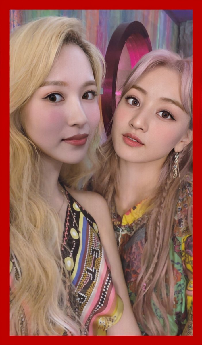 Once_dre's tweet photo. 2NA and MiHyo More&amp;More Enhanced Photocard Scan.

I used:
•Adobe Photoshop
•Adobe Lightroom
•Picsart Pro
•Movavi Photo Editor

#PicsArt #movavi #AdobeEnhance
#TWICE #MOREandMORE @JYPETWICE https://t.co/wgACcyK4SM