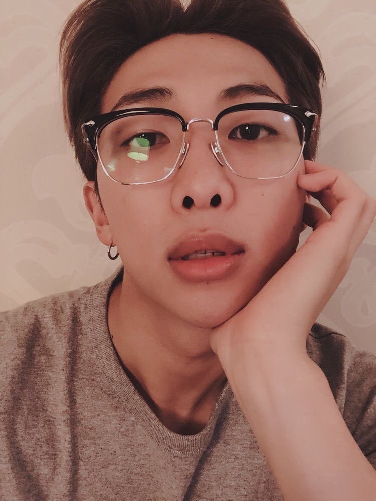 glasses thirst trap joon