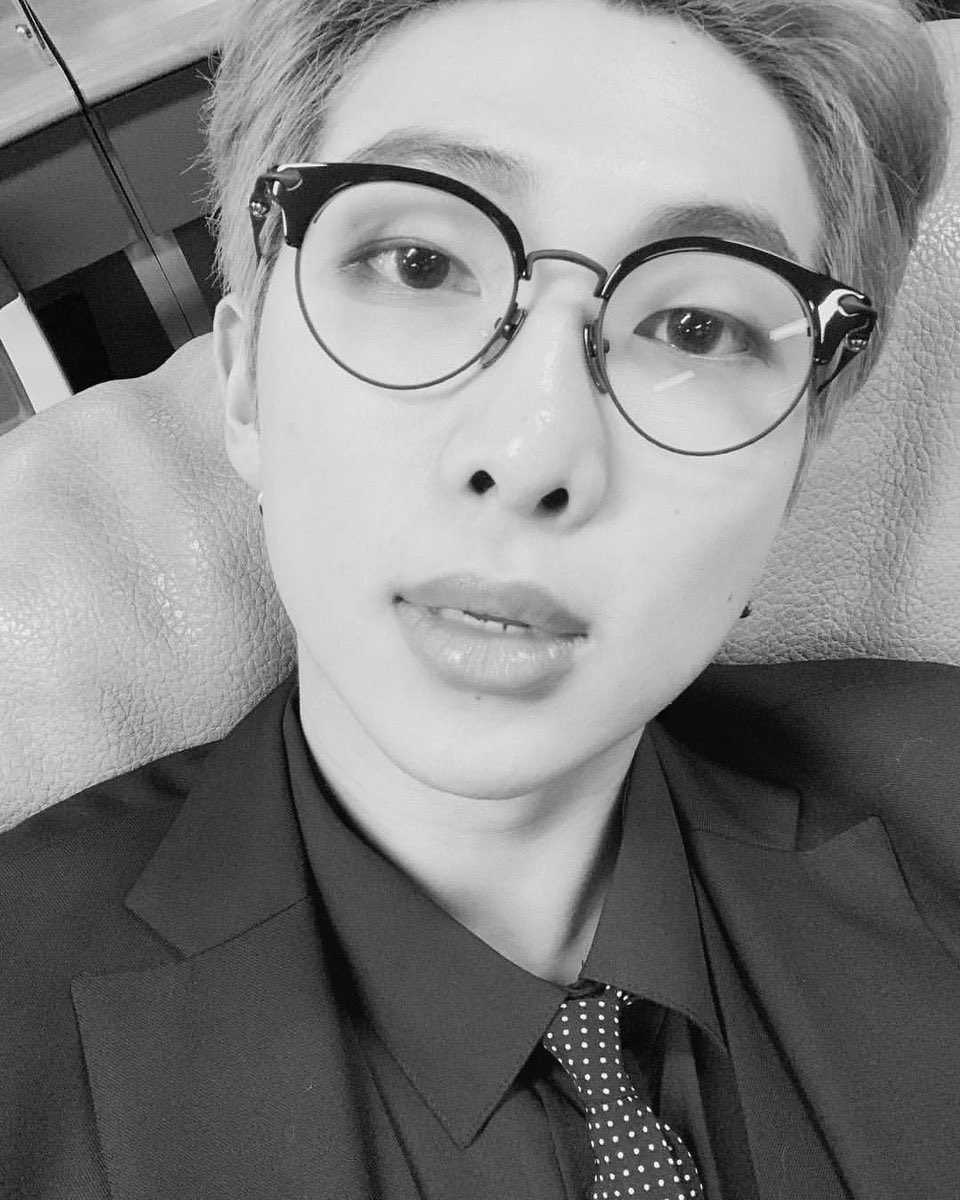 glasses thirst trap joon