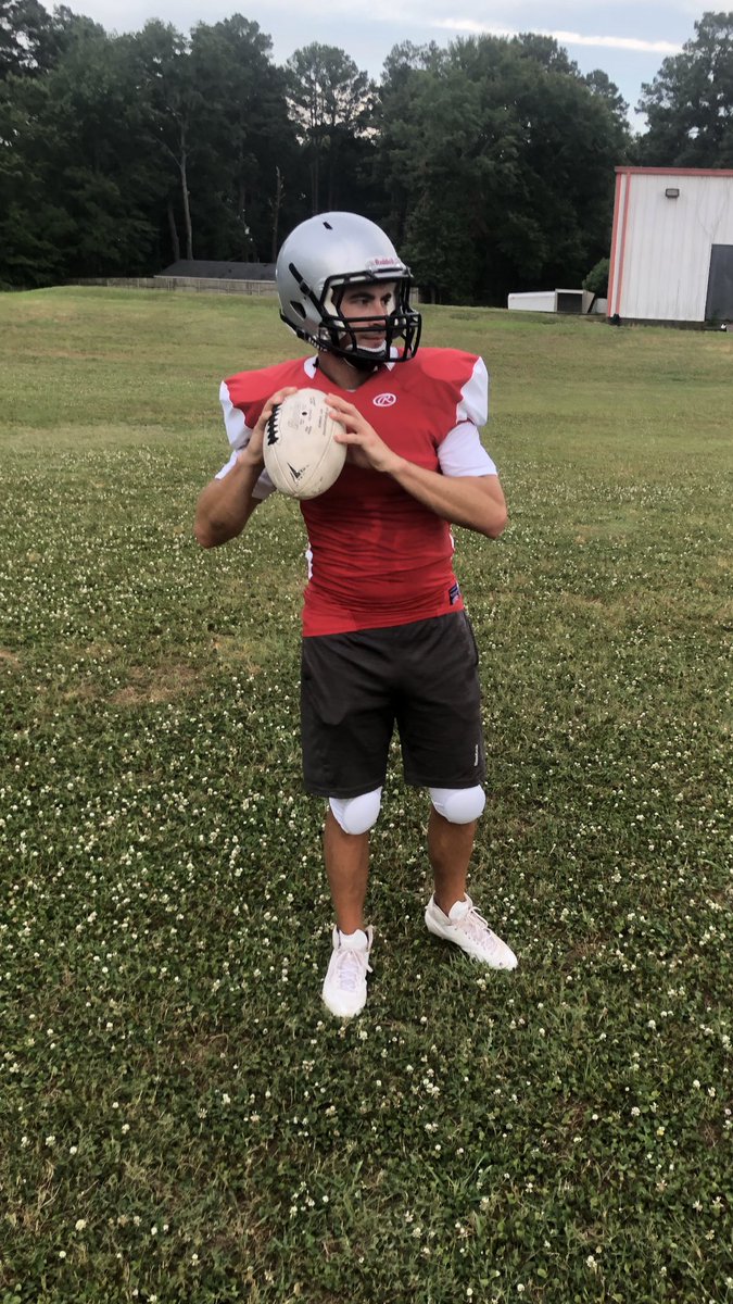 RedemptionGroup's tweet photo. @AustinJamesXFL ..ur going to have a big game Saturday...#some2prove https://t.co/1EtKghPGtV
