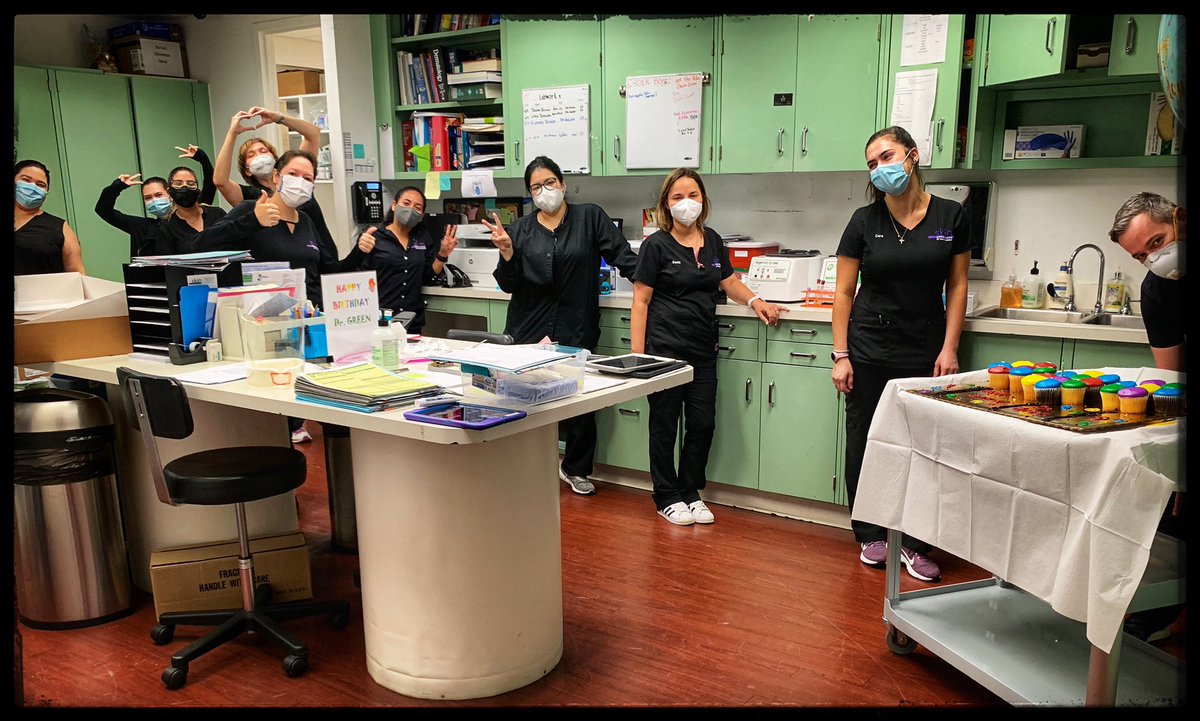 SFLSkin's tweet photo. The #SFLSkin team celebrates you today @JeremyGreenMD 🎈Happy Birthday! https://t.co/NadX3sAzAl