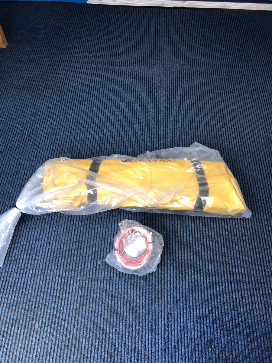 This morning we dropped off @TheAcornsSchool prize and a new Puma football for the winning student. Congratulations. Thanks to Mark Poole for organising the competition 👏🏼 <a href="/TheEPortSSP/">The Ellesmere Port SSP</a> <a href="/TheEPortSSP/">The Ellesmere Port SSP</a> #PE #sportsequipment