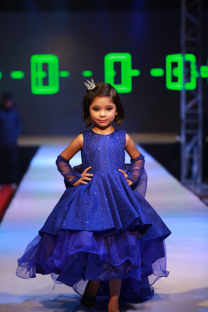 imKpProductions's tweet photo. India's biggest kids fashion show "India's little fashion hunters". 📸
Follow us on Instagram :- https://t.co/4ZOOq9iLkS
#ilfh #ilfhkid #ilfhkids  #kidsfashionshow #kidsshow #kidmodels #kidtalent #kidcuteness #kidwalk #kidpost #kidboy #kidgirl #kidphotography #kpproductions https://t.co/5YIz2EVT2l
