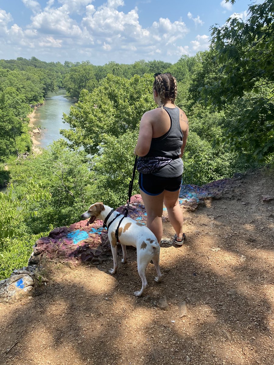 so_much_50's tweet photo. Peep the semi candid hiking photos 
@haleighnay16 https://t.co/vEdY7N0arV