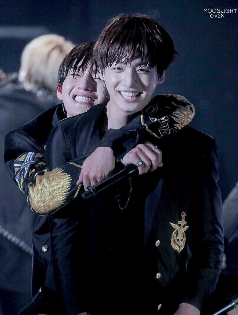 anyways here’s a thread of some of the ways people hug