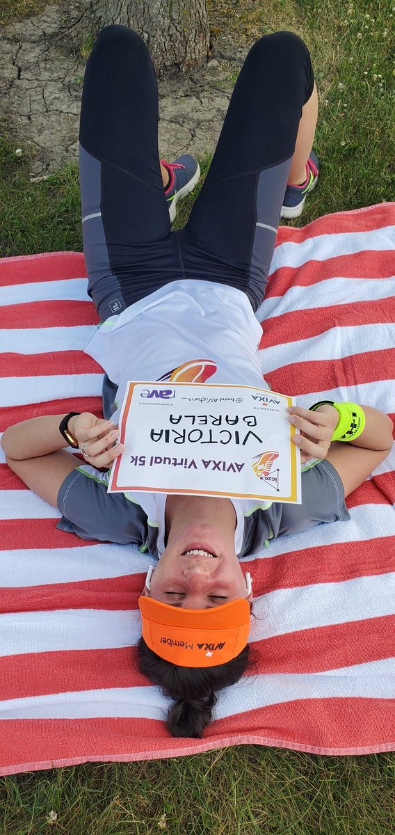 barelAVictoria_'s tweet photo. Finished the #AVIXAvirtual5K in the heat! Couldn't do it earlier bc my morning went sideways, BUT my cheerleaders were right there with me 🥳 Day 2 of #infocomm20 #AVTweeps @Strava @AVIXA @casimirogonzalo @rAVePubs https://t.co/XEEjnt17Wq