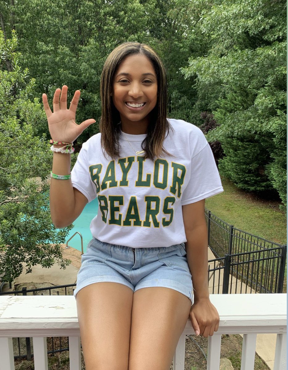 StarrTaylor_'s tweet photo. I will be pursuing my dream at the same University my parents went to! I‘ve been accepted into Baylor University’s Doctoral of Physical Therapy Program &amp; could not be more thankful &amp; excited for what God has in store for my future. Dr. Taylor,here I come🎯 Oh ya and SIC EM 🐻💚💛 https://t.co/mcaLj89UKI