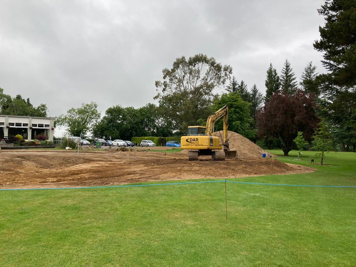 schooling_f's tweet photo. Practice area taking shape. Nice work @DARGolf_ and @KenKearneyGD 👌👌 https://t.co/r6PuLcY6jT
