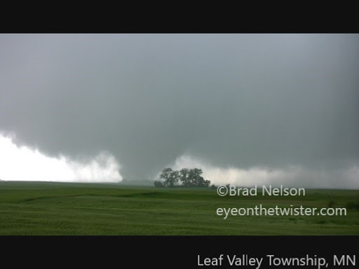 On This Date in 2010: The first tornado of the event in the  @NWSTwinCities area of responsibility touches down in Leaf Valley Township in Douglas County. Previous reports from this storm include hail up to 4.25” in diameter.  #mnwx