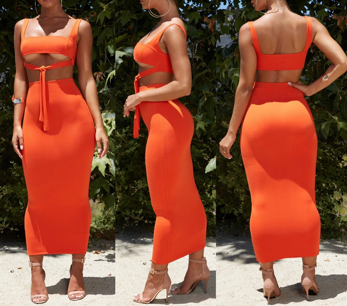 FashionProvoca1's tweet photo. Aquele conjunto de cropped e saia mid de parar o quarteirão. 
Disponível nas cores:preto, branco, laranja, vermelho e azul tifany
Nos tamanhos P ao GG https://t.co/9SQwroV2cM