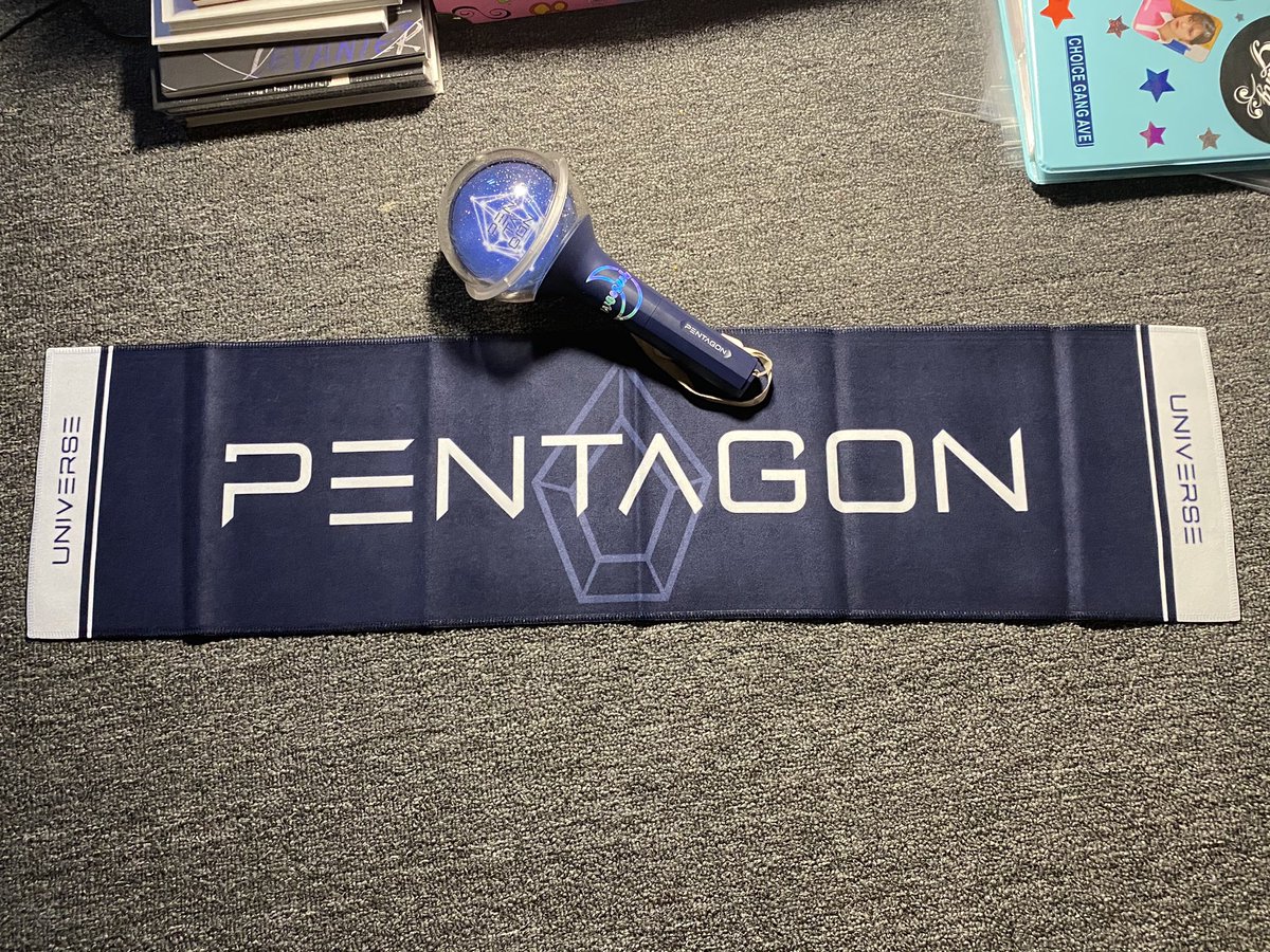 pussyg0n's tweet photo. Hey guys! My best friend @KurlieKy and I are wanting to give back to our fellow Uni’s. So, we are giving away to one lucky person- a Pentagon official banner and a Unibong! Please like and retweet to enter. Follow us if you’d like, but it won’t take away your chance to win 🌌💙 https://t.co/55NjtmfjQ4