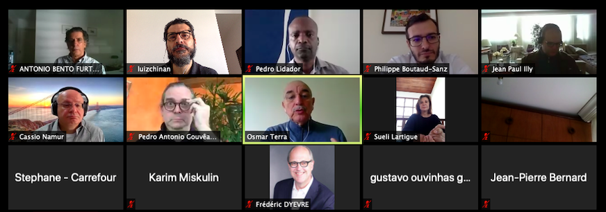 Retohc's tweet image. Live de hoje da nossa cliente CCI França-Brasil São Paulo com Osmar Terra. Leia o conteúdo completo aqui: bit.ly/2USVU00.