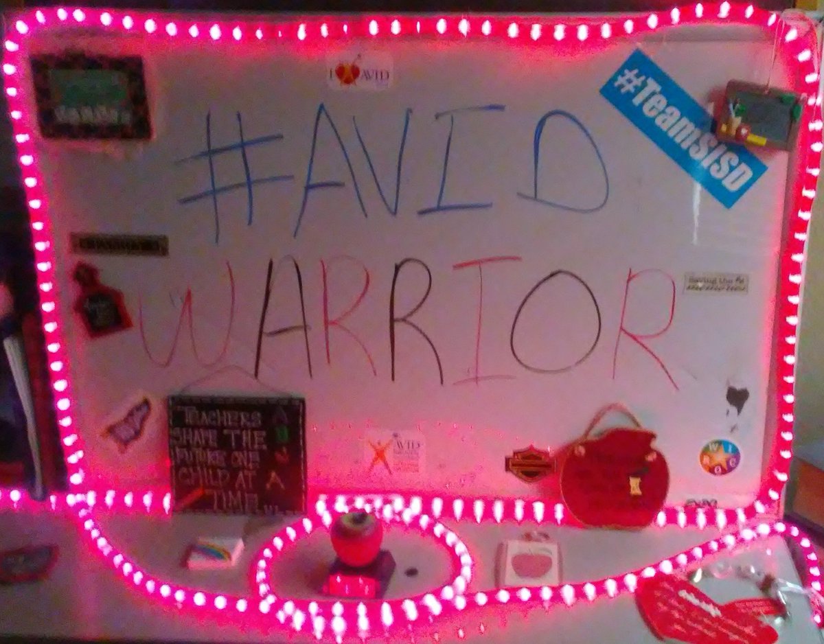 Isabel Q Serrano tweet media