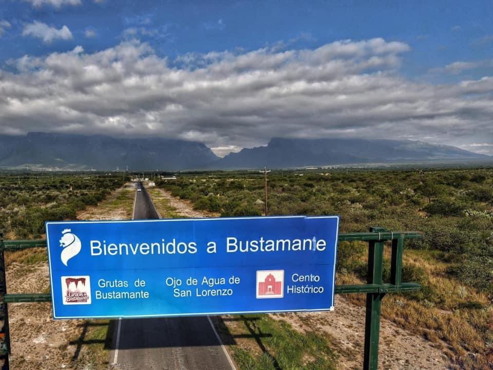 #SanMiguelDeBustamante tiene una gran historia que contarte. Muy pronto podrás de nuevo visitarlo. Sumérgete entre sus azarbes y sus grutas, las únicas en Latinoamérica donde fácilmente puede desplazarse una silla de ruedas por sus andadores mágicos. Te sorprenderá‼️