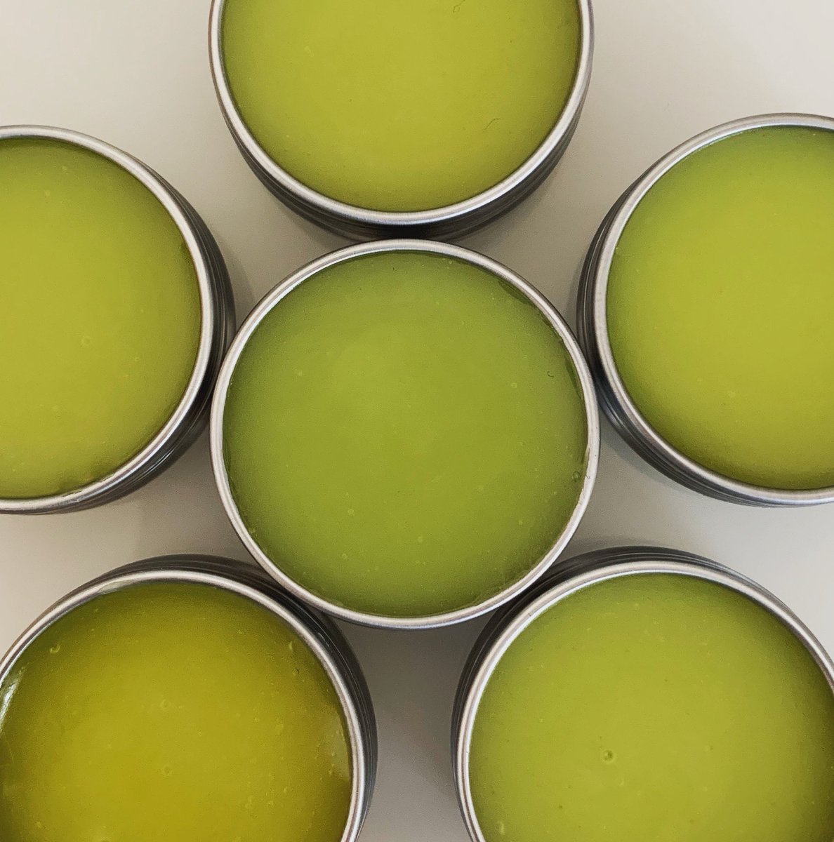 beautymode20's tweet image. Lip balm: Sour Apple🍏
£6 + free delivery

Dm to order💕

#beautymode #lipbalm #healthandbeauty #cosmetics 

instagram.com/p/CBi0v2kH4KI/…