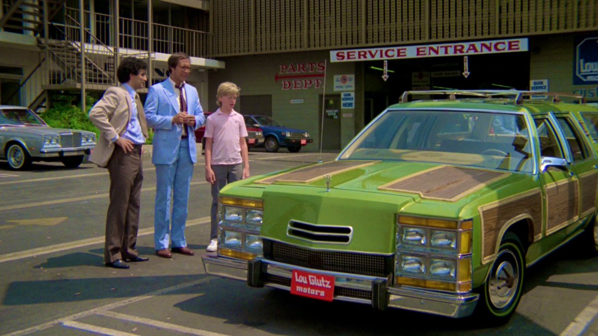 Super70sSports's tweet photo. “I distinctly ordered the Antarctic Blue Super Sports Wagon with the C.B. and optional rally fun pack.” https://t.co/7kWIfUlQxF