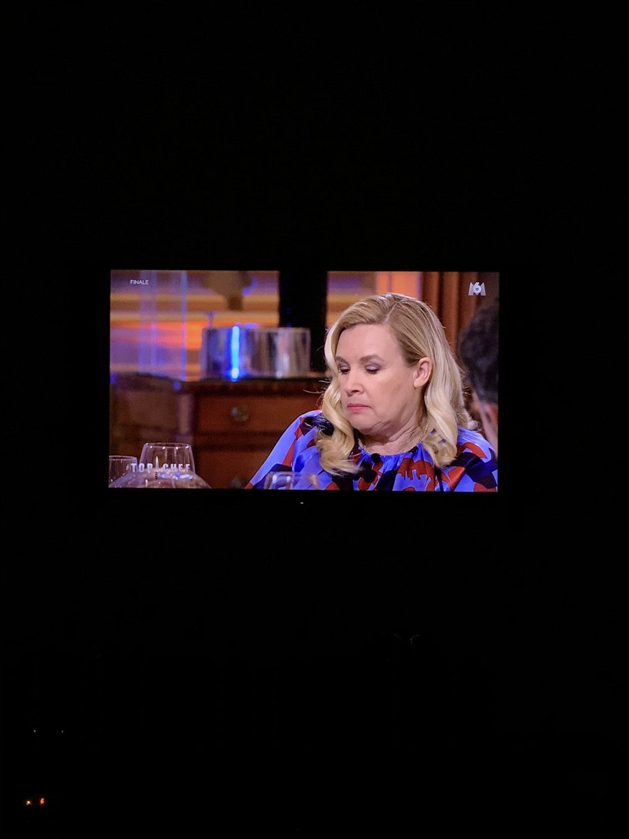 clemdel26's tweet photo. Quand Hélène se rend compte que Adrien a eut une idée de génie pour le dessert:

#TopChef https://t.co/tjzPYVF1qY