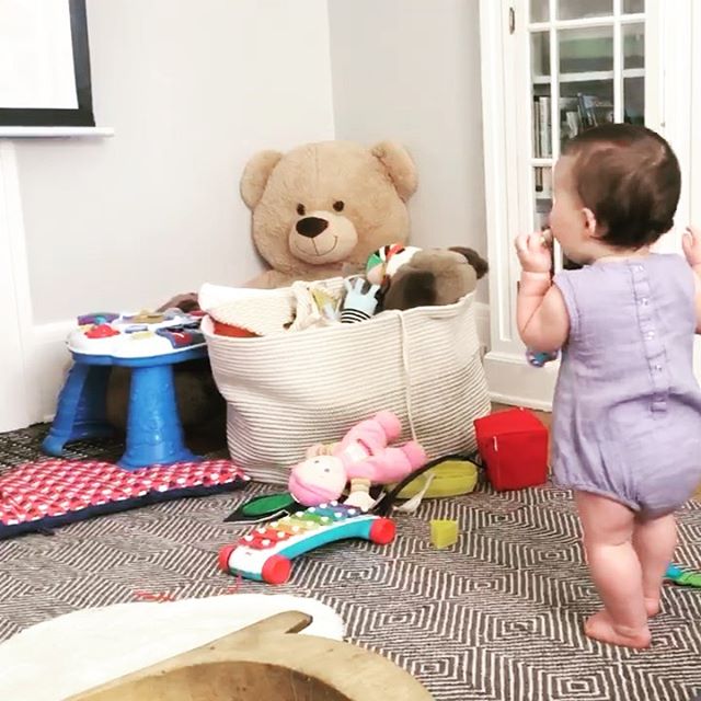 funshine's tweet photo. Imogene’s first consecutive steps captured by her Uncle Nick 🥳 She’s fine, btw 😊 https://t.co/774E2IFtYs