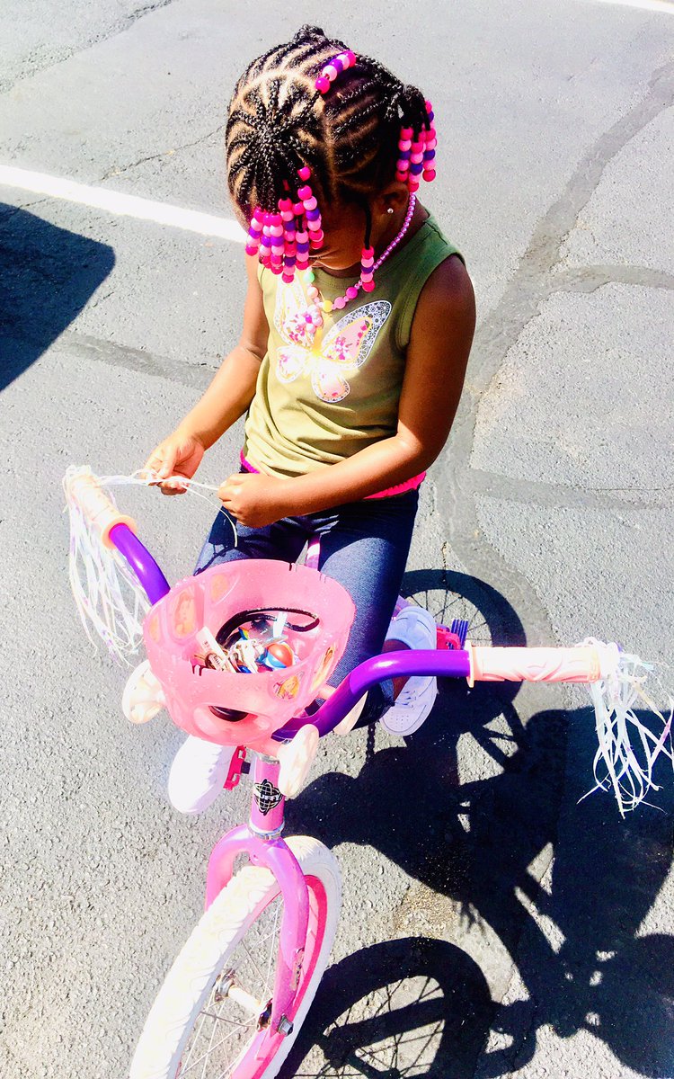 The_Anya_J's tweet photo. 💖💙🚴🏾‍♂️🚴🏽‍♀️⚓️ https://t.co/ucmaGxs6kb