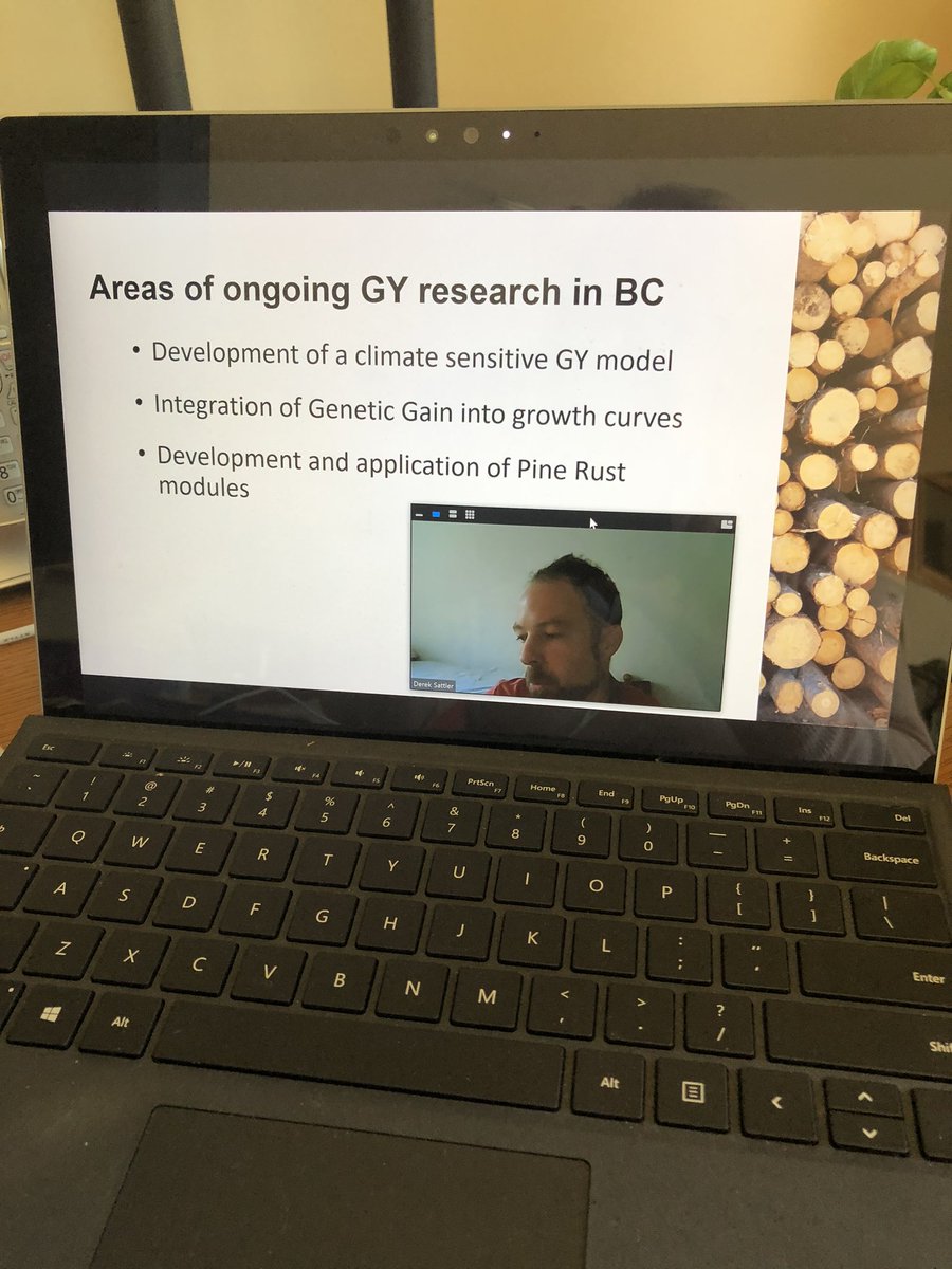 JudiBeck1's tweet photo. Taking in a #sciencedoesnotstop seminar in celebration of #NPSW #MyNRCan @PFC_CFS thanks to  Derek Sattler #MyNRCan https://t.co/s8GamL9spT
