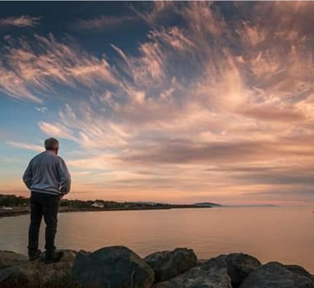 Love_Gorey's tweet image. This summer why not #wakeupinnorthwexford.... grab a coffee, watch the sunrise over our coast and revive your soul! Thanks to @Jdixonphotos for this beautiful picture!
