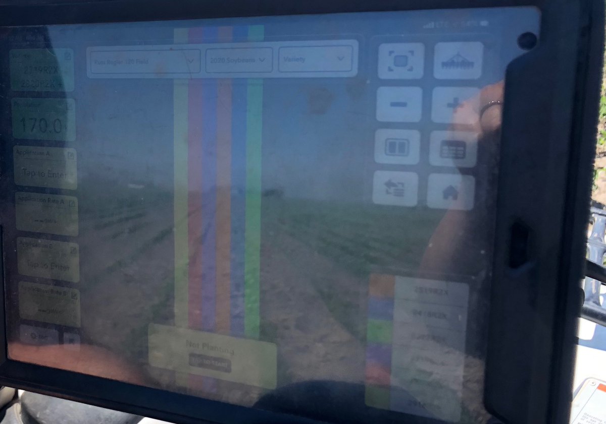 “Planting” a plot of <a href="/ChannelSeed/">Channel Seed</a> soybeans today with <a href="/goagservices/">GO AG SERVICES</a> and <a href="/RichVelde/">Rich Velde</a> utilizing the Map Anything kit from <a href="/FieldView/">FieldView</a>!! What a great way to capture the information and take notes throughout the growing season!! 🌱