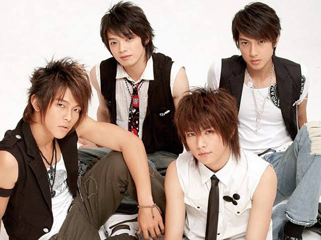 4. Time flies so fast, high school era I was so addicted to Fahrenheit if you know them too. I always watch their drama, my most fave is K.O ONE series + I love their songs too. I was also noticed by Calvin Chen before on his FB page 
