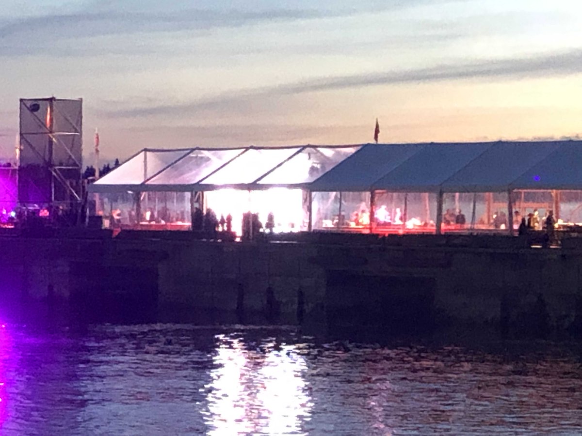 Corporate Event on North Vancouver Pier with a combination of CLEAR and SOLID tops. If your event has cancelled because of COVID-19 make sure you get your dates booked for 2021  bit.ly/2XcN2m3 

#Phoenixtents👍