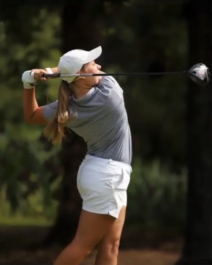 Madison Holmes tweet media