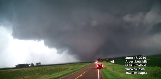 On This Date in 2010: The tornado that would be on the ground for 21 miles is now in progress just west of Conger, MN. The tornado is strengthening to EF-3 intensity at this time. Storm Chasers are reporting information to  @NWSTwinCities via  @SpotterNetwork.  #mnwx