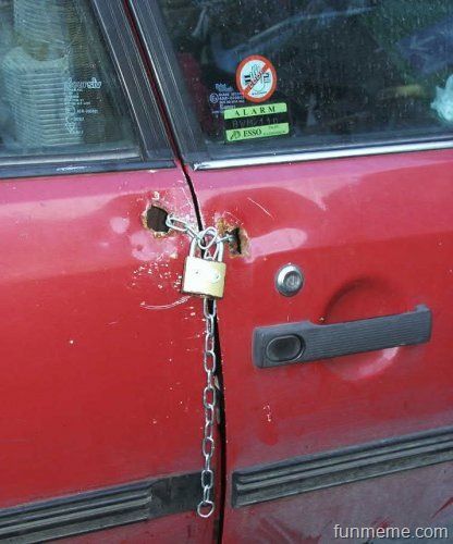 SwiftLocksSac's tweet image. Now that's how you @MasterLockUS  a car! 😂 Leave it to the professionals at Swift Locksmith to take care of your auto lock and key needs! (916) 995-0135 #locksmithsacramento #swiftlocksmith