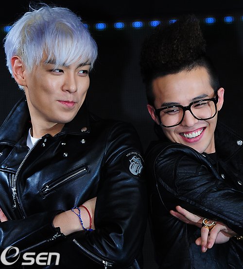 Dslove Gd Amp Top Gd Gdragon Kwonjiyong クォンジヨン ジヨン Top Choiseunghyung チェスンヒョン タプ ジータプ Bigbang T Co E7icfgosqf Twitter