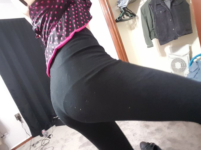 my butt 🥺 #nsfw #catgirl https://t.co/y4CJEMPxFu<a href="/tag/nsfw"class="tags">#nsfw</a><a href="/tag/catgirl"class="tags">#catgirl</a>