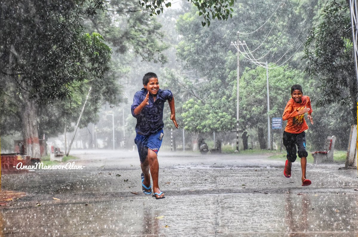 ' In this greedy world happy are those who enjoy basic that mother earth offers. '@BBCHindi @TIME @CNNnews18 @shekharkahin @ChildDefender @ChildBlogger @googlephotos @IndiaPhotos @divyanshu_hope @SumanShyamakant @worldphotogoat @KumarAVPandey @birambhu @brajeshlive @PTI_News