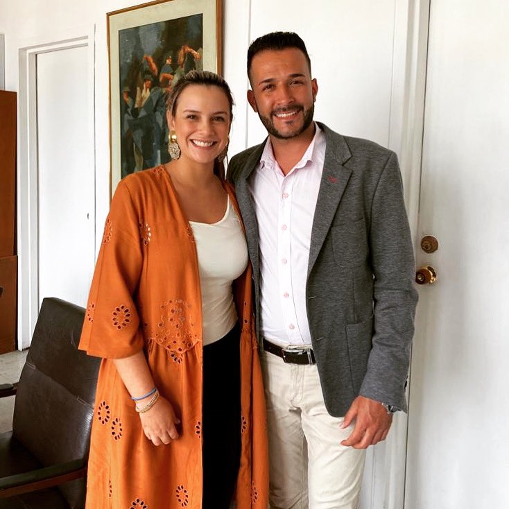 gustavogallego1's tweet photo. Ella es Mi Jefe Nataly Toro, Una mujer inteligente, Capaz, Transparente !!! La Justicia siempre Brilla... #ConTigoNataly https://t.co/1T1fo6E7Br