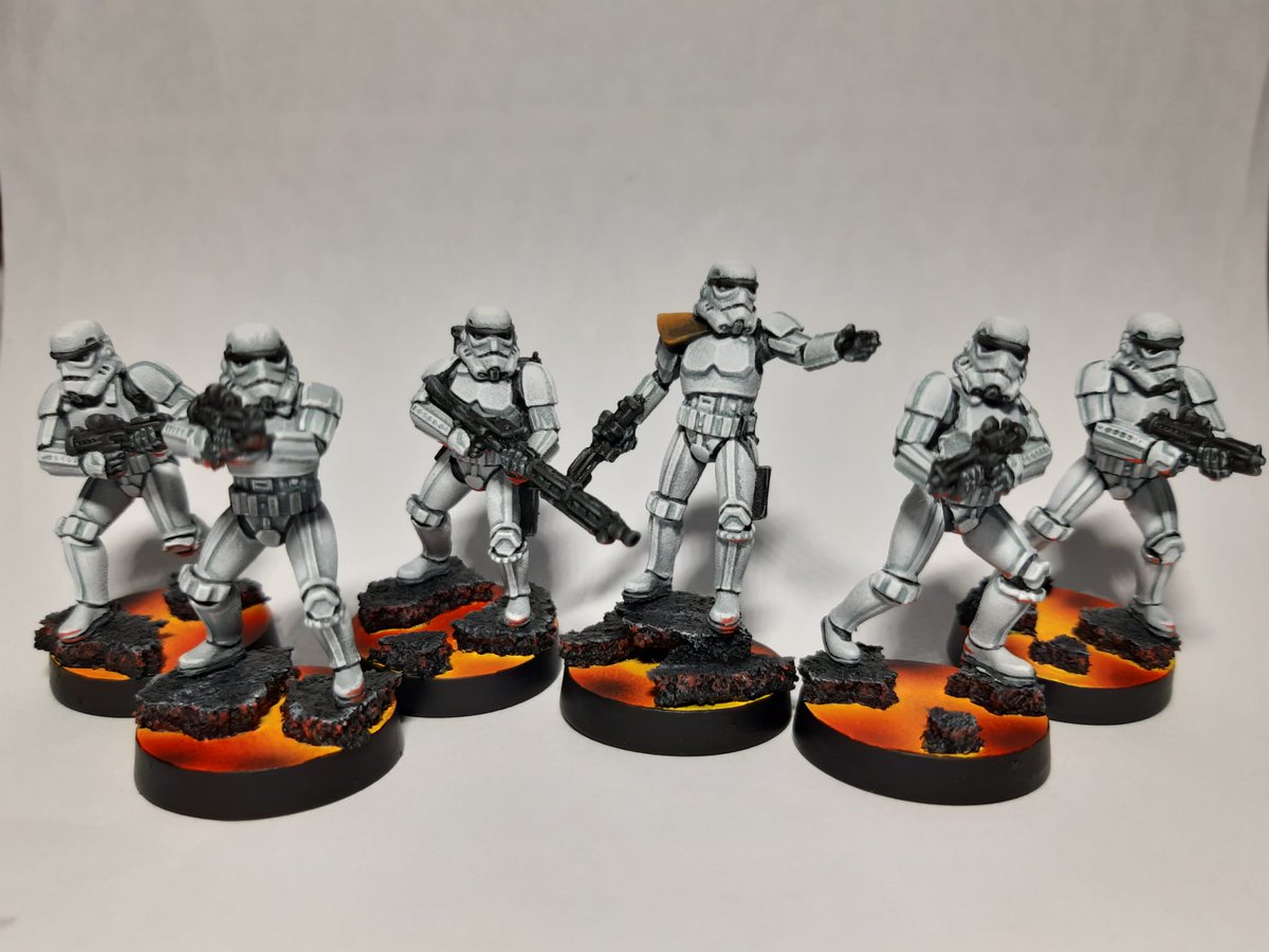 Habemus_Ludum's tweet photo. #pintoreshabemusludum
Tropas imperiales
By Nagash
@FFGames_ES @FFGames #fantasyflightgames #ffg @SWLegionEs #StarWars #Legion #StarWarsLegion #imperio #Stormtroopers #motojet #miniaturepainting #miniaturegaming #miniatures #miniature #YoMeQuedoEnCasa #YoPintoEnCasa https://t.co/nmmdS5gfcW