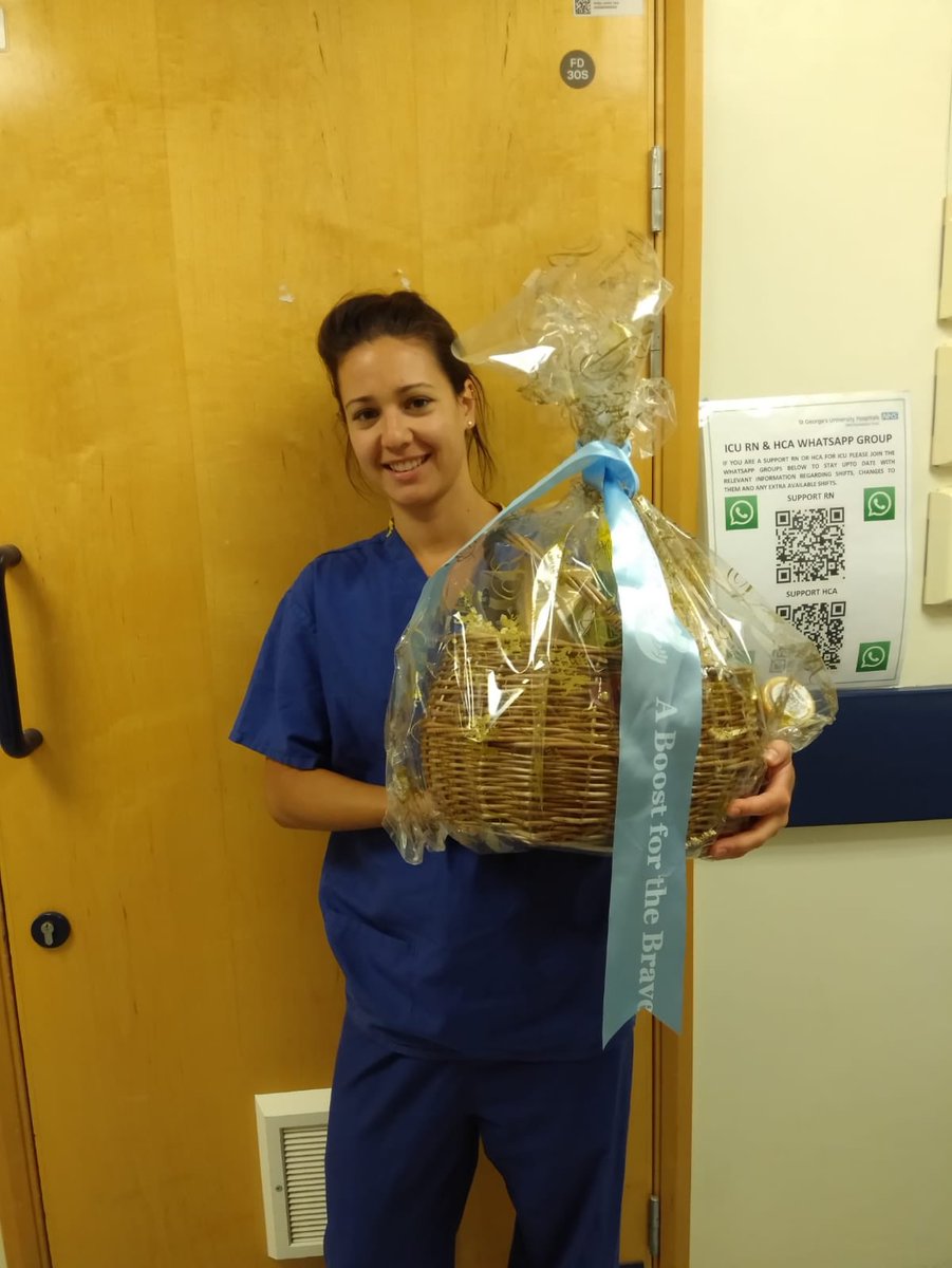 A lovely gift basket for a lovely member of our amazing team. Enjoy the basket Eszter - very well deserved 💪🏽 #oneteam #bwicu #aboostforthebrave @aboostforthebr1 @StGeorgesTrust @CriticalNhs