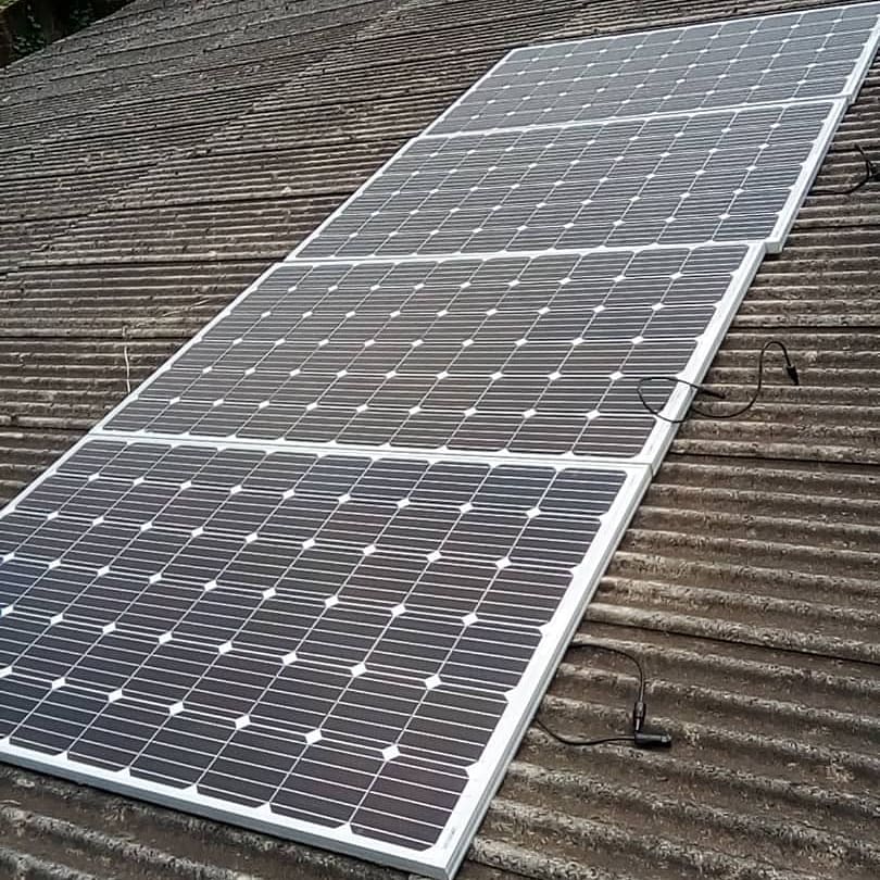 modtech_l's tweet photo. 2.5kVA Inverter installation with 2nos 220AH tubular wet cell batteries, 60A MPPT solar charge controller and 4nos 250W monocrystalline solar panels.
Call/WhatsApp - 08066461089
#MODTECH #inverterinstallerlagos #solarenergy #solarpanels #inverter #renewableenergy #CCTV https://t.co/nGU3fJugl8